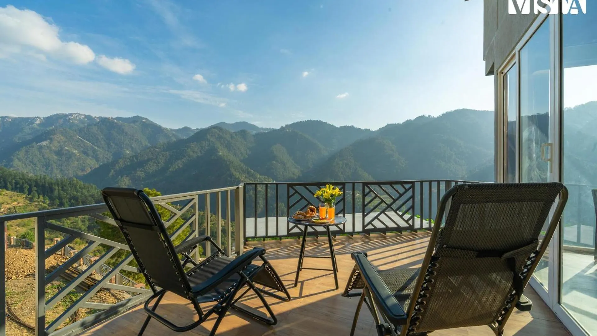 Stayvista At Orion Villa With Jacuzzi, Mountain View Shimla India