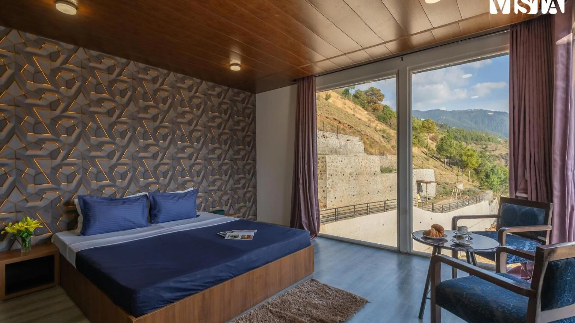 Stayvista At Orion Villa With Jacuzzi, Mountain View Shimla