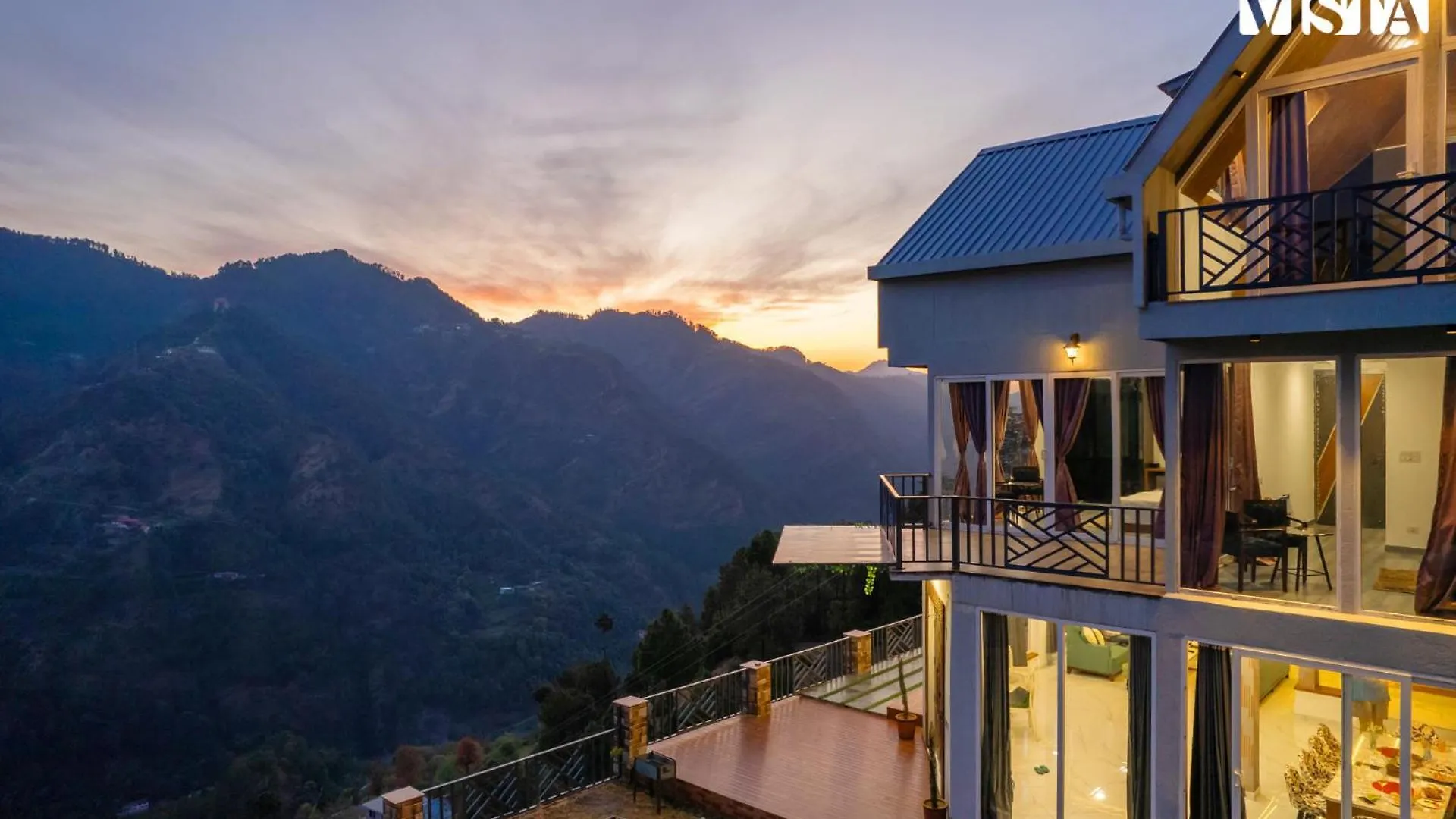 Stayvista At Orion Villa With Jacuzzi, Mountain View Shimla India