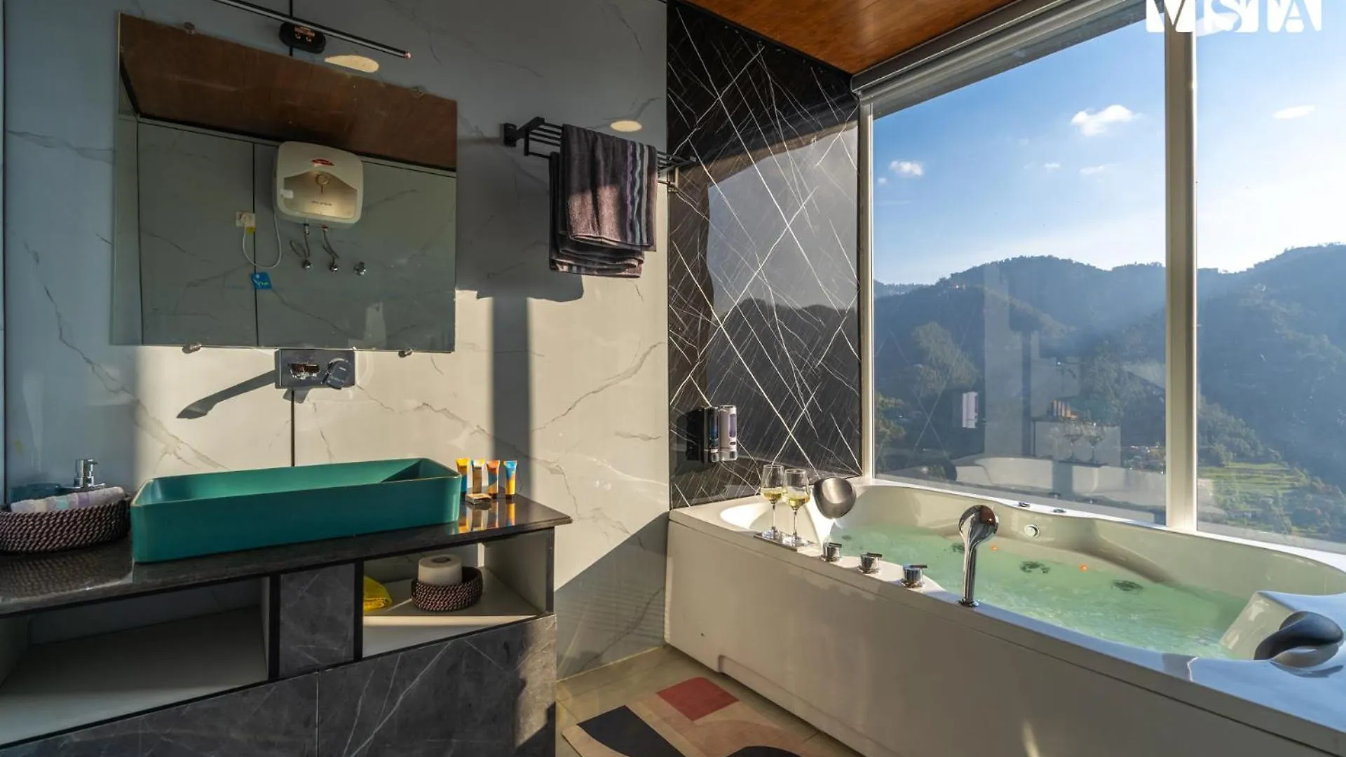 Stayvista At Orion Villa With Jacuzzi, Mountain View Shimla 0*,  India